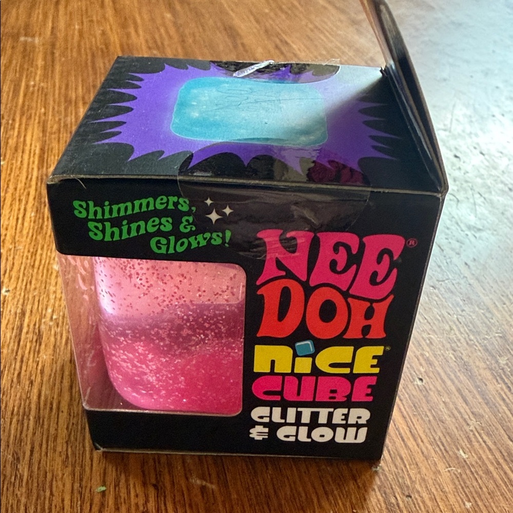 Nee Doh Nice Cube Glitter & Glow Pink - Picture 2 of 6